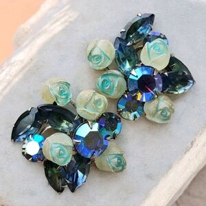 Vintage Carved Rose Blue AB Rhinestone Clip On Earrings Silver Tone Statement